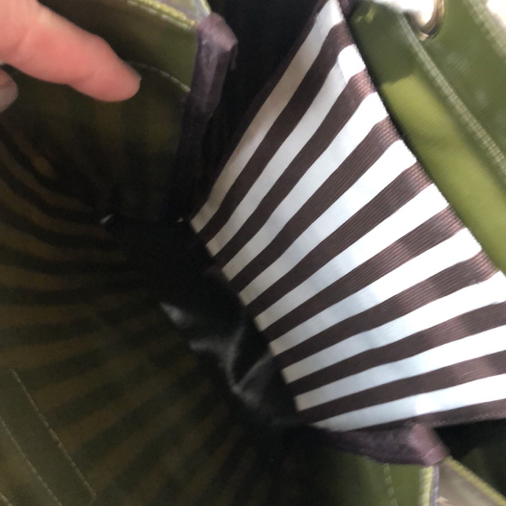 Henri Bendel tote bag - Picture 3 of 9